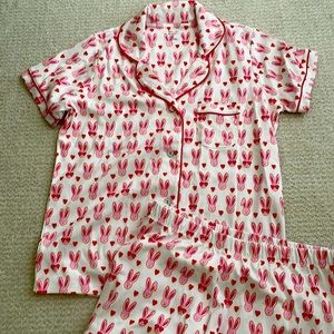 Roller Rabbit Loverstruck PJ set - Large. New with tags.